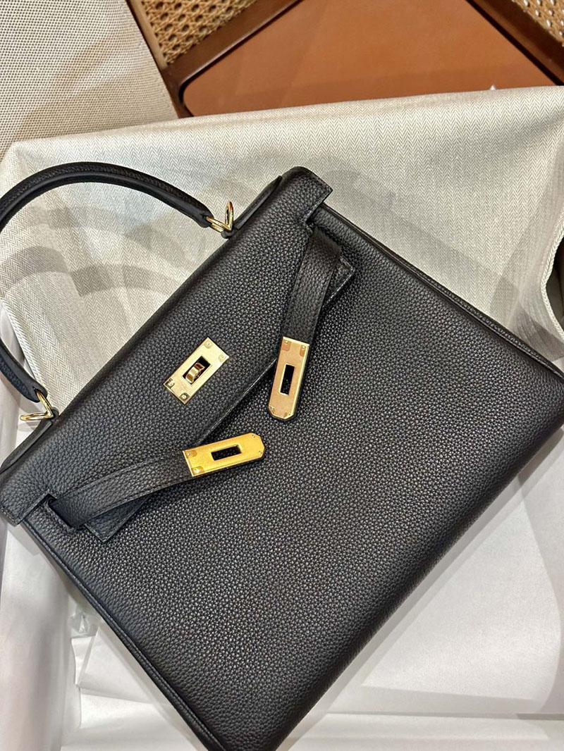 エルメス HERMES ケリー28 内縫い 黒 ブラック トゴ ゴールド金具 2412881 エルメスケリー28内縫い - 画像 (14)