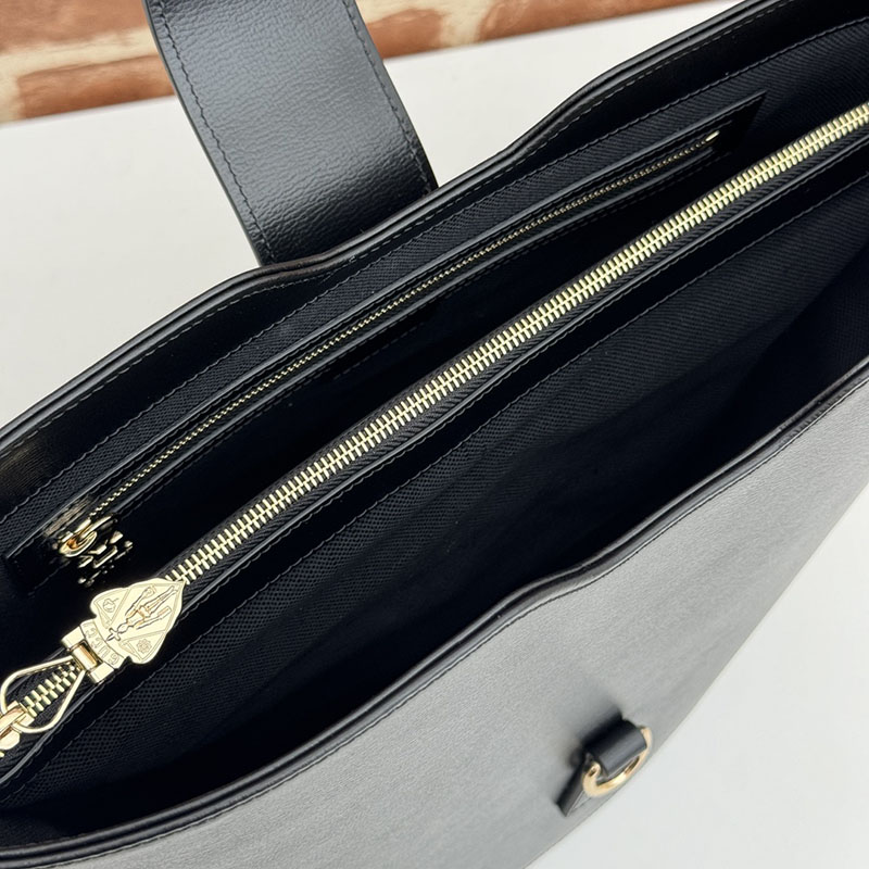 グッチ バッグ 新作 GUCCI ミディアム バケット ショルダーバッグ 782904 AADDY 1060 ブラック グッチ ダイアナ 芸能人 - 画像 (2)
