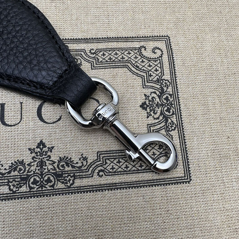 グッチ バッグ 新作 GUCCI ジャンボ GG クロスボディバッグ 766937 AACWY 1000 ブラック グッチ ボディバッグ メンズ - 画像 (4)