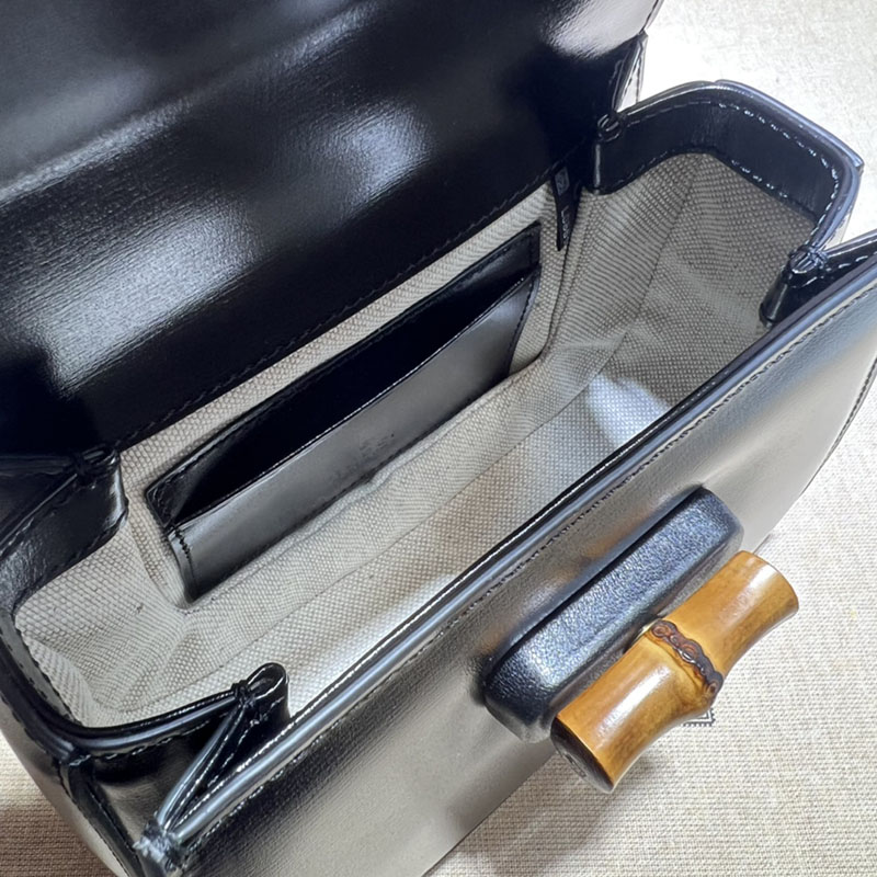 グッチ バッグ 未使用品 GUCCI バンブー 1947 ミニ トップハンドルバッグ 686864 10ODP 1060 ブラック ハイ ブランド 一覧 - 画像 (2)