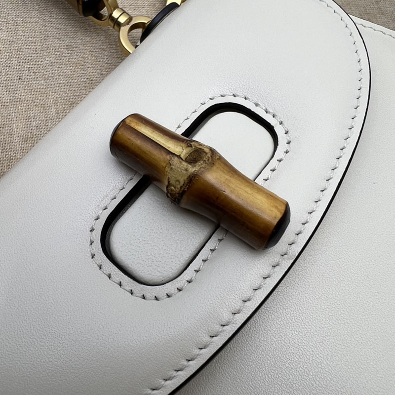 グッチ バッグ 未使用品 GUCCI バンブー 1947 ミニ トップハンドルバッグ 686864 10ODT 8454 ホワイト ハイ ブランド 一覧 - 画像 (5)