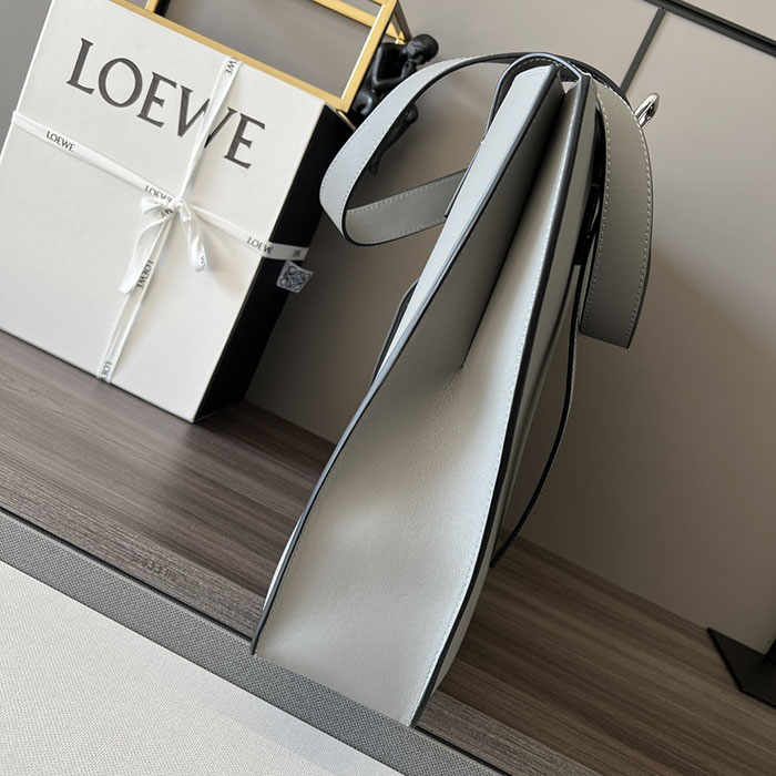 ロエベ 通勤バッグ レディース LOEWE バックル-ホリゾンタル-トート B692K99X02-7240 アスファルトグレー クラシックカーフ シルバー金具 - 画像 (9)