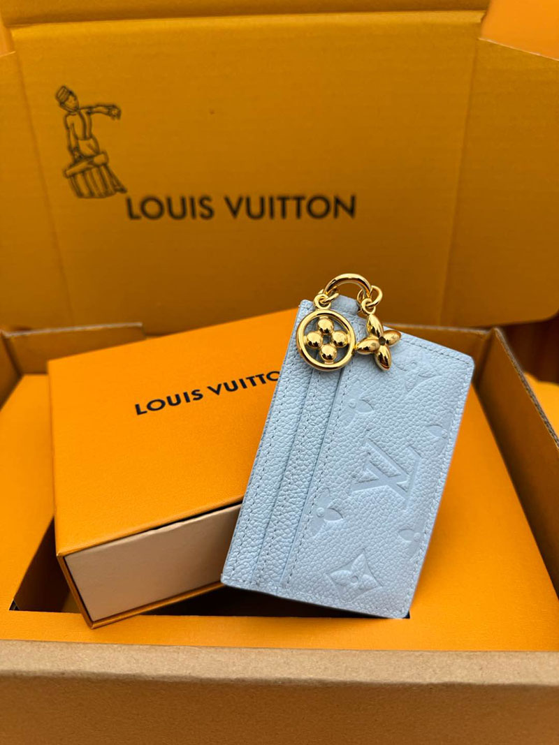 並行輸入品 ルイヴィトン アンプラント ポルト カルト・LV チャーム M83585 RFID モノグラム ブルー ヴィトン カードケース 使い方 - 画像 (2)