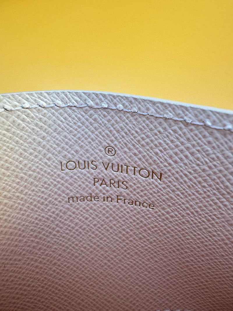 並行輸入品 ルイヴィトン カードケース ポルト カルト・LV チャーム M82739 RFID モノグラム ローズ・バレリーヌ ヴィトン カードケース 使い方 - 画像 (6)