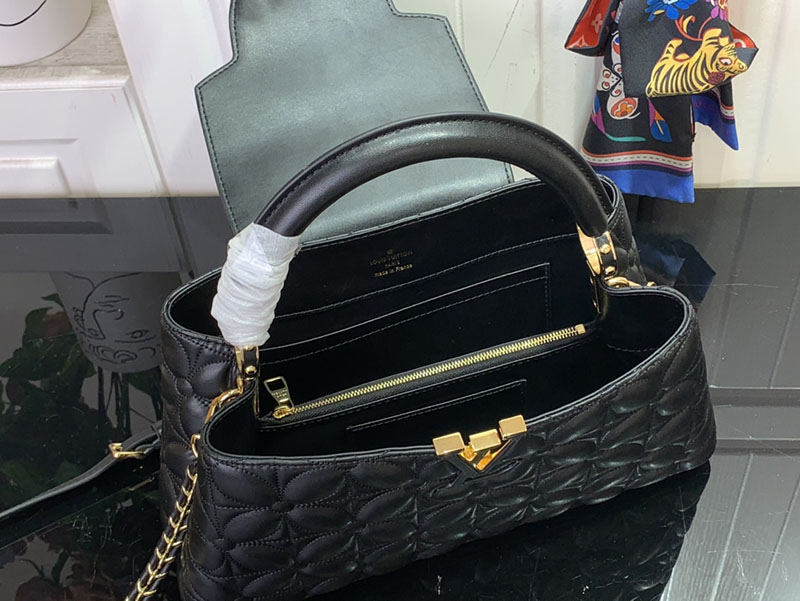 ルイヴィトン カプシーヌ EW MM オール ブラック M25284 ラムレザー ゴールド金具 ルイヴィトン カプシーヌ 人気 - 画像 (2)
