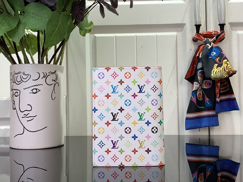 村上隆 ルイヴィトン LV × TM パスポートカバー クーヴェルテュール・パスポール NM マルチカラー 2517737 モノグラム ルイ ヴィトン 村上隆 取り扱い 店舗 - 画像 (8)
