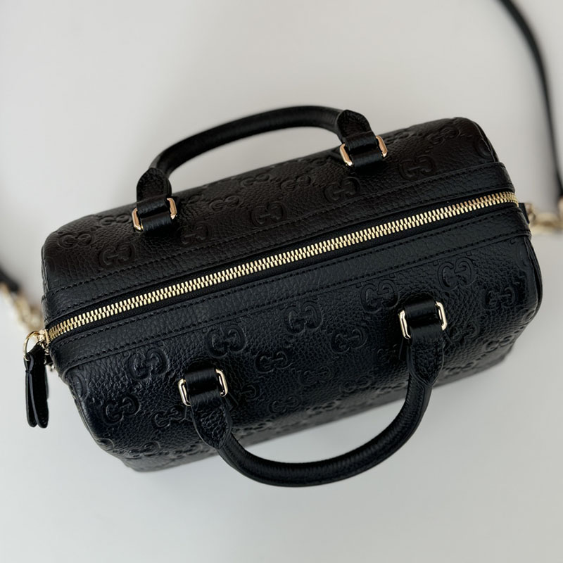 グッチ バッグ 人気 GUCCI GGエンブレム スモール トップハンドルバッグ 815255 AAEEM 1000 ブラック グッチ ミニボストン ヴィンテージ - 画像 (3)