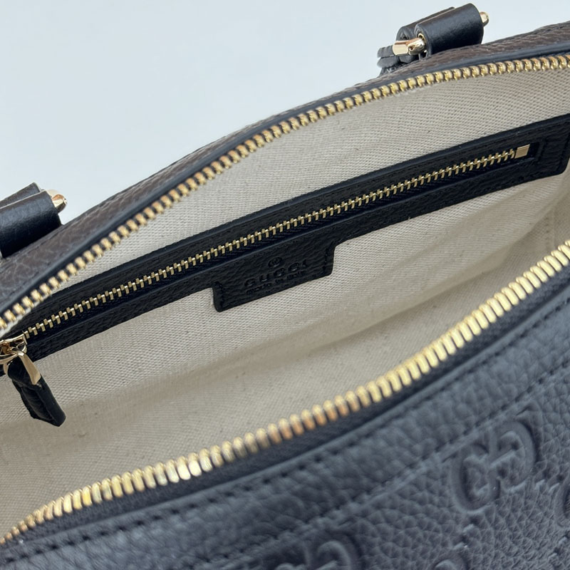 グッチ バッグ 人気 GUCCI GGエンブレム スモール トップハンドルバッグ 815255 AAEEM 1000 ブラック グッチ ミニボストン ヴィンテージ - 画像 (2)