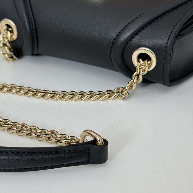 グッチ バッグ 人気 GUCCI ブロンディ ミニ ショルダーバッグ 815711 AAEEX 1000 ブラック グッチ ブロンディ ショルダーバッグ - 画像 (4)