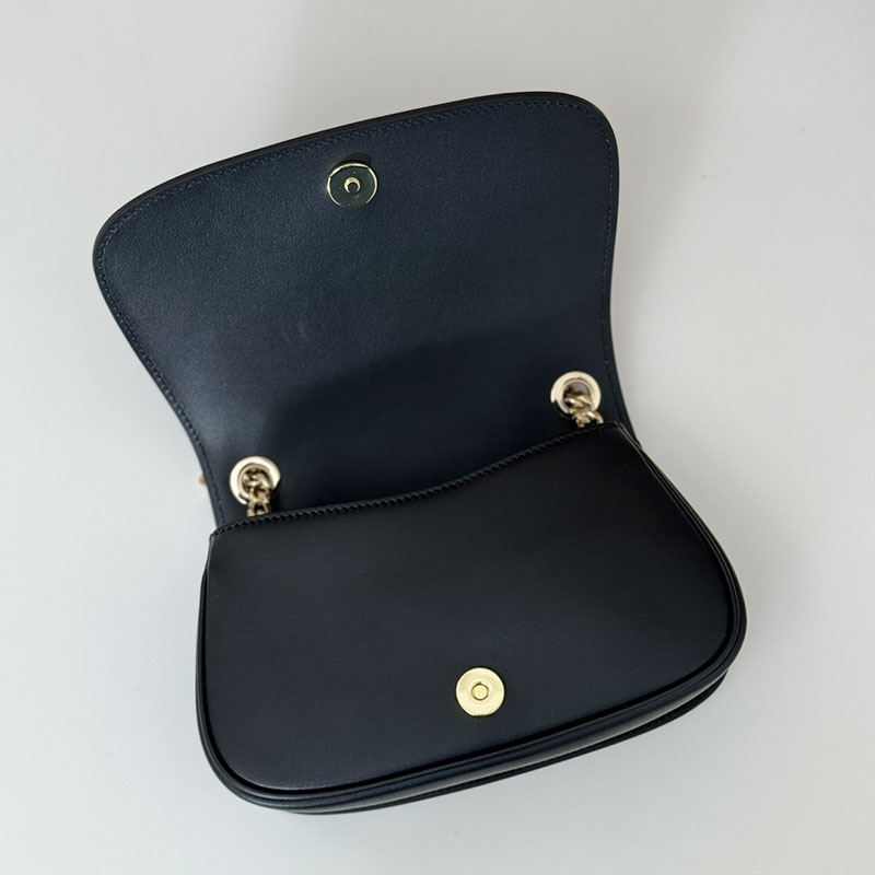 グッチ バッグ 人気 GUCCI ブロンディ ミニ ショルダーバッグ 815711 AAEEX 1000 ブラック グッチ ブロンディ ショルダーバッグ - 画像 (3)