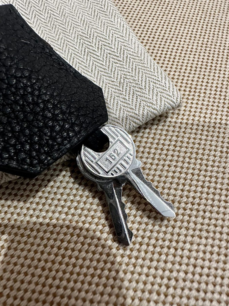 エルメス バッグ 人気 エルメス バーキン25 黒 ブラック トゴ シルバー金具 2519482 バーキン25 黒 - 画像 (4)