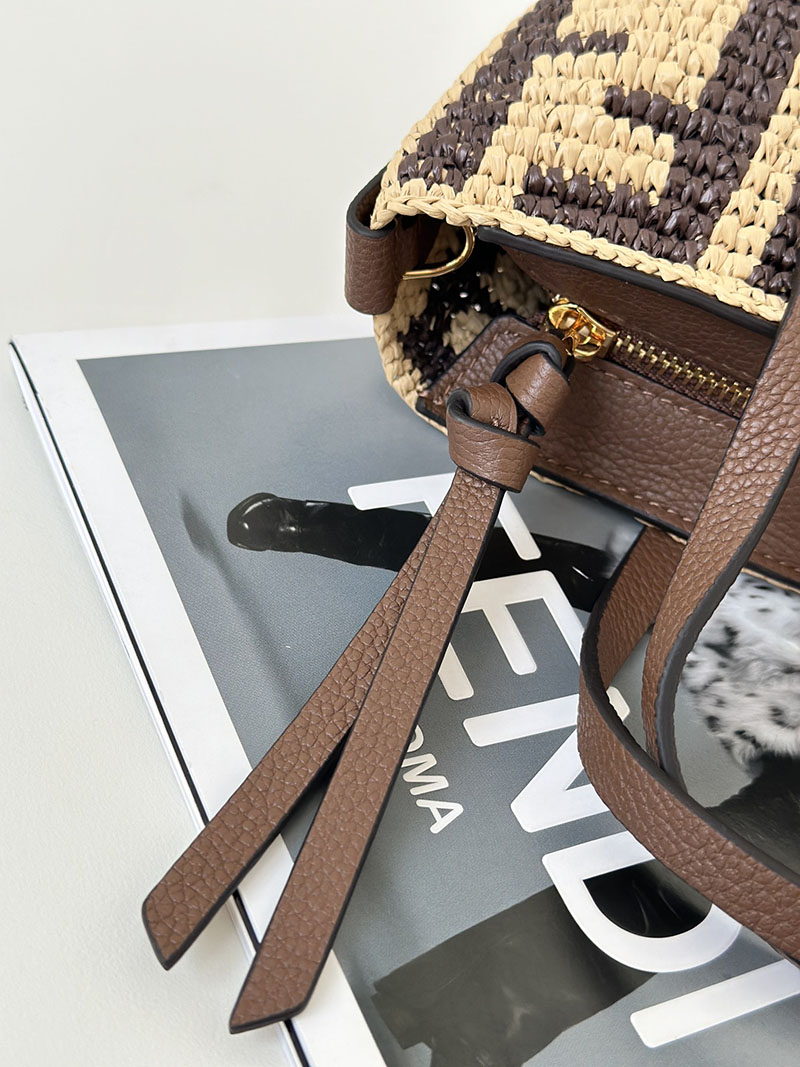 フェンディ 人気バッグ FENDI ロール ミニ ブラウンFFラフィア クロシェミニバッグ 8BS096AS3BF1PII - 画像 (5)