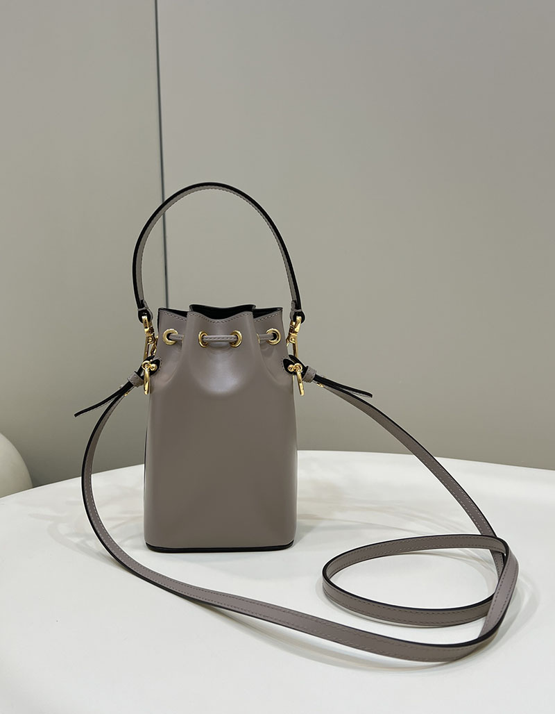 フェンディ 人気バッグ FENDI MINI MON TRESOR ミニ モン トレゾール スモール レザー ロゴ 巾着 鞄 グレージュ 8SB010AC9LF0E65 - 画像 (9)