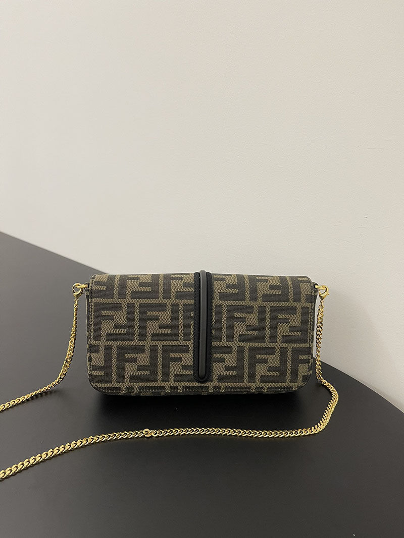 フェンディ 人気バッグ FENDI グラフィ 財布ショルダー ブラウンFFファブリック 財布 8BS076AD23F1BA1 - 画像 (2)