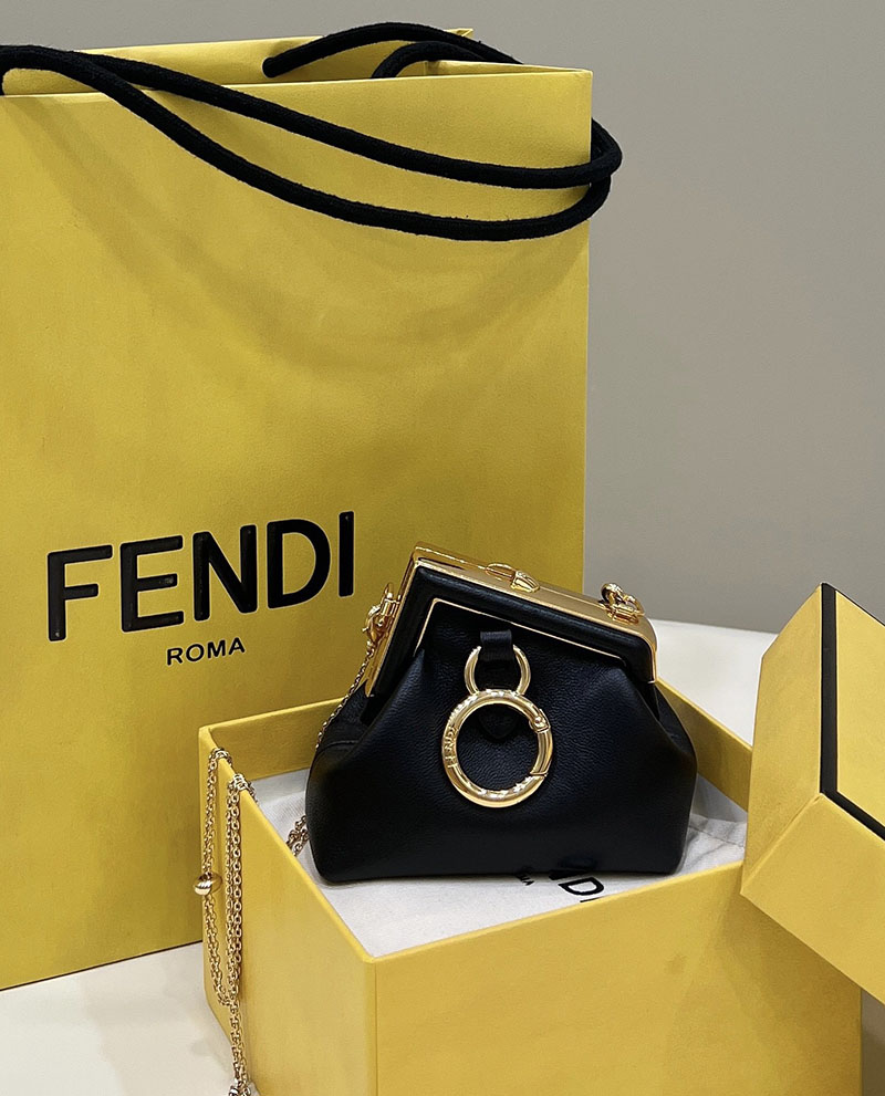 フェンディ 人気バッグ FENDI Nano Fendi First Charm レディース ナノファーストチャーム ブラック 7AS051ABVEF0KUR - 画像 (9)
