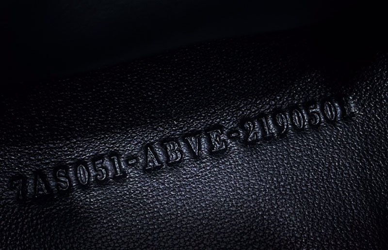 フェンディ 人気バッグ FENDI Nano Fendi First Charm レディース ナノファーストチャーム ブラック 7AS051ABVEF0KUR - 画像 (4)