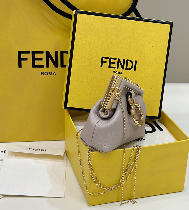 フェンディ 人気バッグ FENDI 財布 レディース コインケース(ストラップ付) ベージュ FENDI FIRST NANO CHARM 7AS051ABVEF0E65 - 画像 (8)