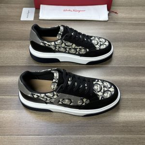 salvatore ferragamo アウトレット価格