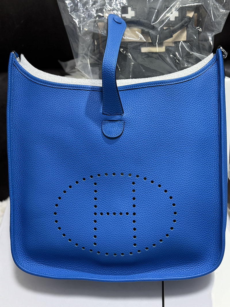 HERMES エルメス エヴリン 33 GM ブルーゼリージュ トリヨンクレマンス シルバー金具 2520776 エブリンgm 定価 - 画像 (6)