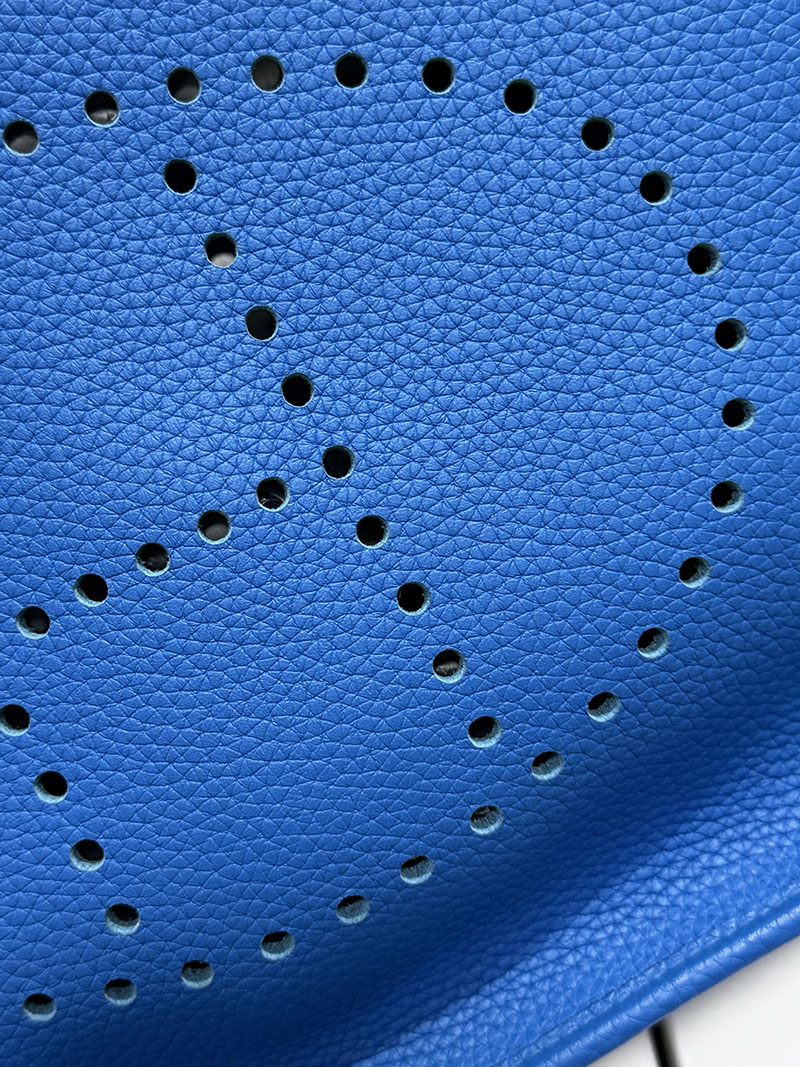 HERMES エルメス エヴリン 33 GM ブルーゼリージュ トリヨンクレマンス シルバー金具 2520776 エブリンgm 定価 - 画像 (5)