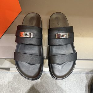 エルメス サンダル メンズ コーデ