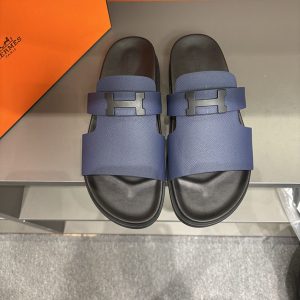 エルメス サンダル メンズ コーデ