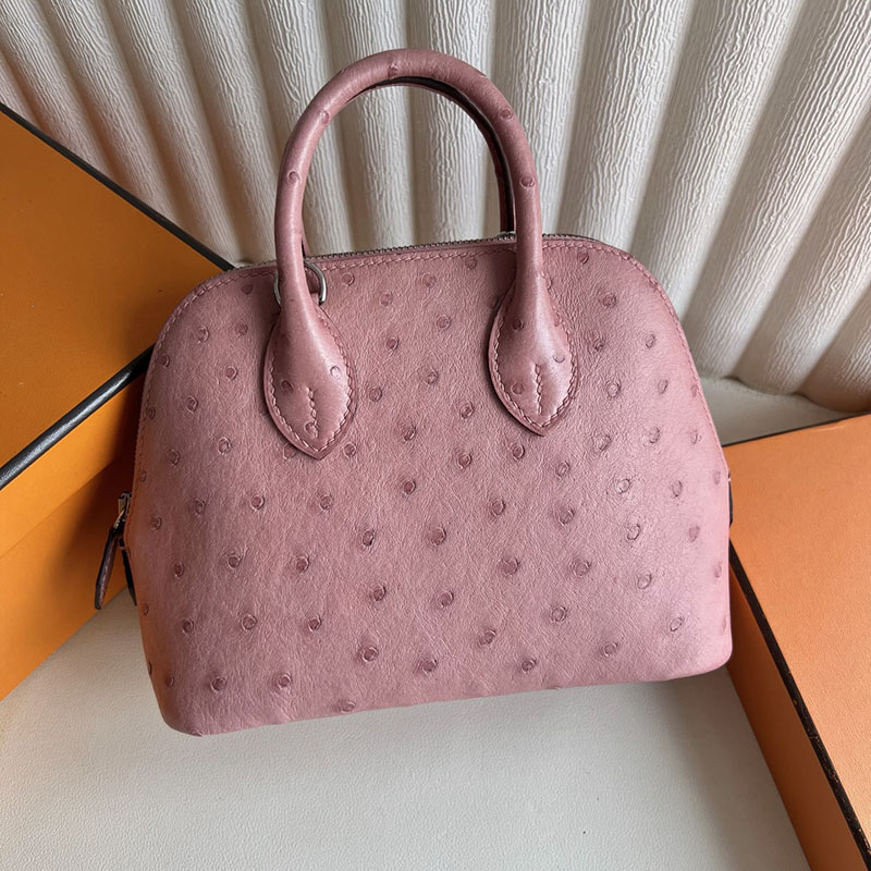 エルメス バッグ 人気 HERMES ボリード1923 20 ミニ パールグレー オーストリッチ シルバー金具 2521250 ボリード1923 コーデ - 画像 (8)