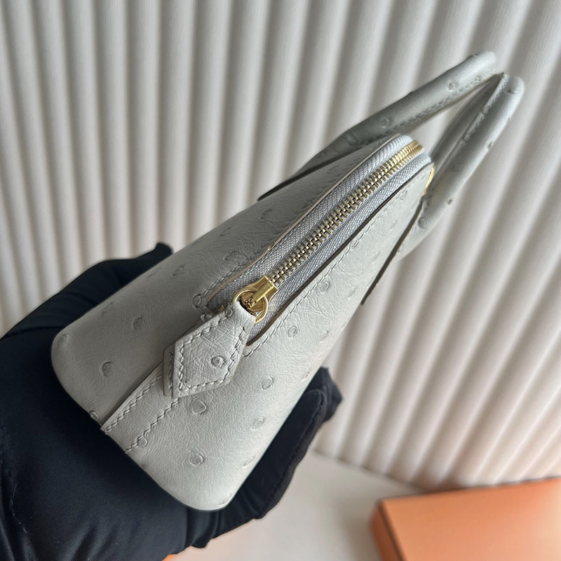 エルメス バッグ 人気 HERMES ボリード1923 20 ミニ パールグレー オーストリッチ ゴールド金具 2521251 ボリード1923 コーデ - 画像 (10)