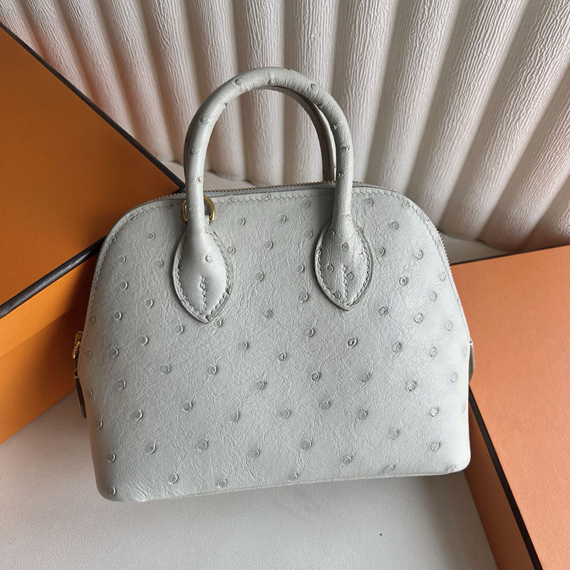 エルメス バッグ 人気 HERMES ボリード1923 20 ミニ パールグレー オーストリッチ ゴールド金具 2521251 ボリード1923 コーデ - 画像 (8)