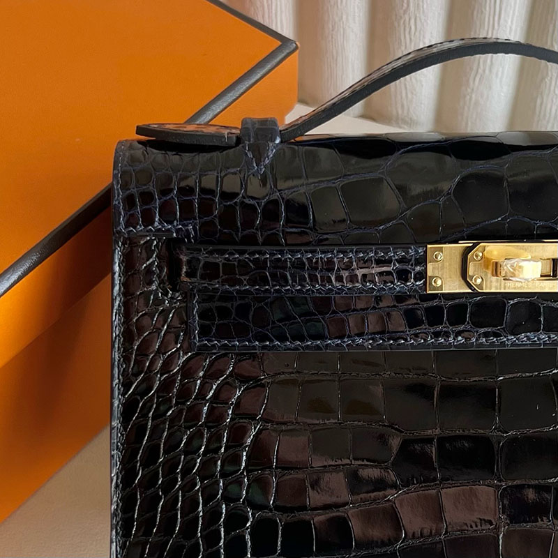 今流行りのバック レディース HERMES ポシェットケリー ブラック/ブルーマリン クロコダイル アリゲーターマット ゴールド金具 2521265 ケリーバッグ クロコダイル - 画像 (11)