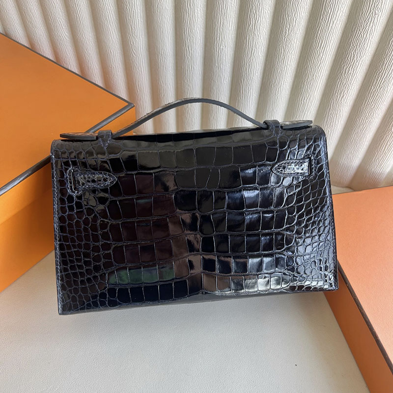今流行りのバック レディース HERMES ポシェットケリー ブラック/ブルーマリン クロコダイル アリゲーターマット ゴールド金具 2521265 ケリーバッグ クロコダイル - 画像 (9)