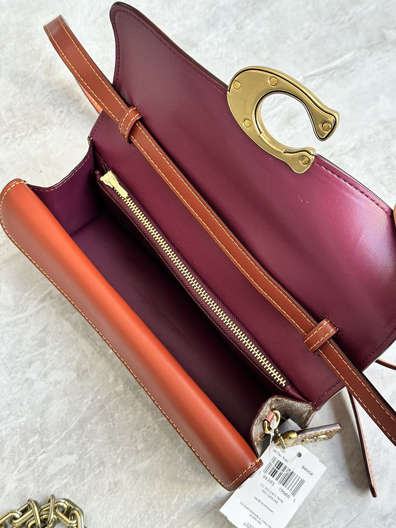 COACH CP131 B4XHG アイドル バッグ 23・シグネチャー キャンバス・スネークスキン ディテール コーチ ショルダーバッグ - 画像 (3)