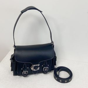 コーチ バッグ 斜めがけ 人気