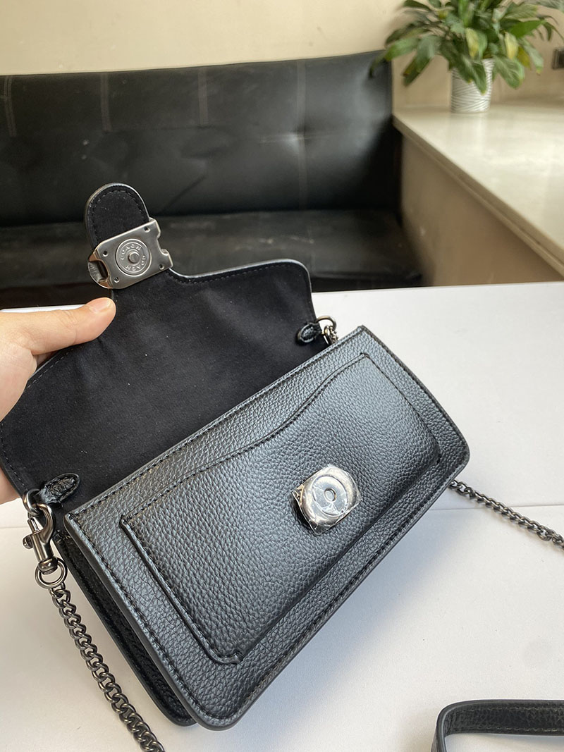 COACH CE772 SV/BK タビー チェーン クラッチ 超N品 コーチ 新作バッグ 2025 - 画像 (4)