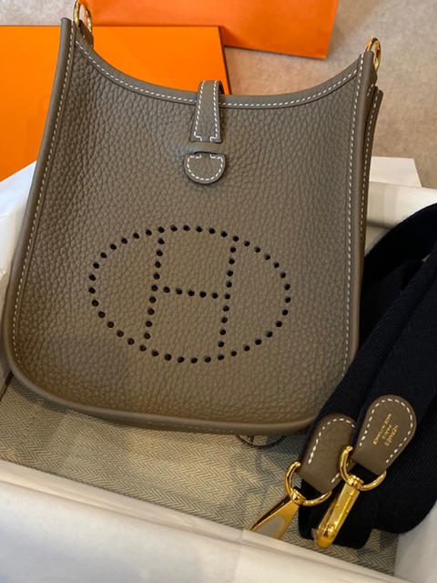 エヴリン tpm 定価