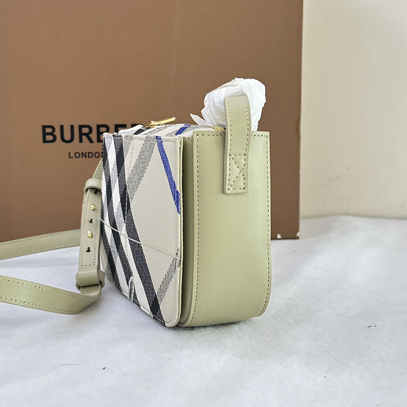 Burberry バーバリー スニップ クロスボディバッグ 81033781 ライケン 超N品 バーバリー ミニショルダーバッグ - 画像 (8)