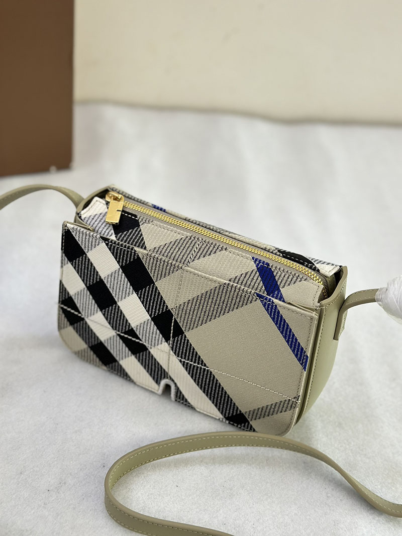 Burberry バーバリー スニップ クロスボディバッグ 81033781 ライケン 超N品 バーバリー ミニショルダーバッグ - 画像 (5)