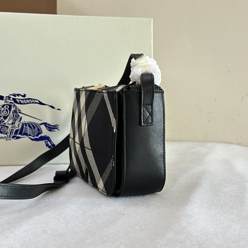 Burberry バーバリー スニップ クロスボディバッグ 81033741 ブラック 超N品 バーバリー ミニショルダーバッグ - 画像 (8)