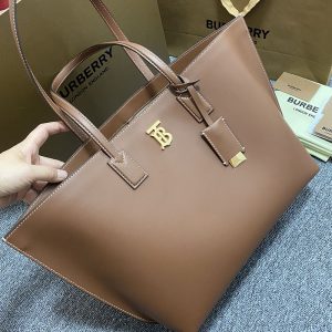 バーバリー トートバッグ レザー