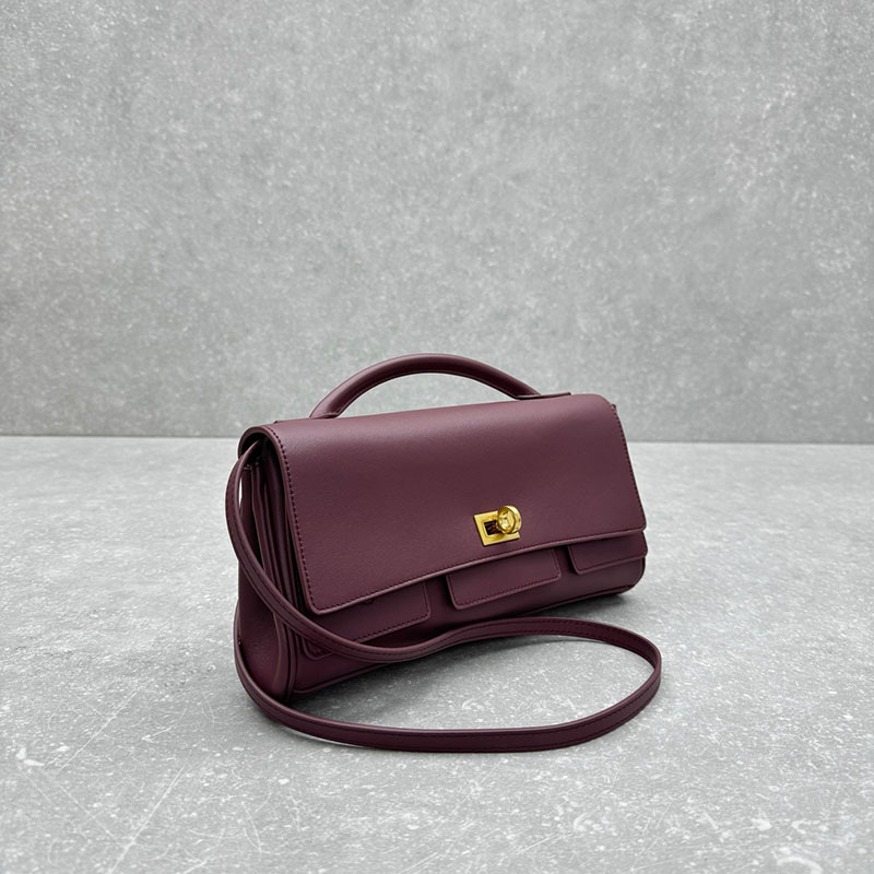 バレンシアガ アウトレット BALENCIAGA Bel Air クラッチ ストラップ付き スモール 8349432ABAV6036 ダークバーガンディ カーフスキン バレンシアガ バッグ アウトレット - 画像 (10)