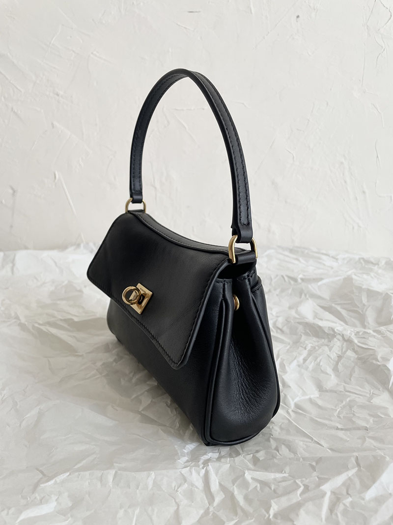 バレンシアガ アウトレット BALENCIAGA Rodeo ナノ バッグ チェーン付き 8194292ABKX1000 ブラック カーフスキン バレンシアガ バッグ アウトレット - 画像 (7)