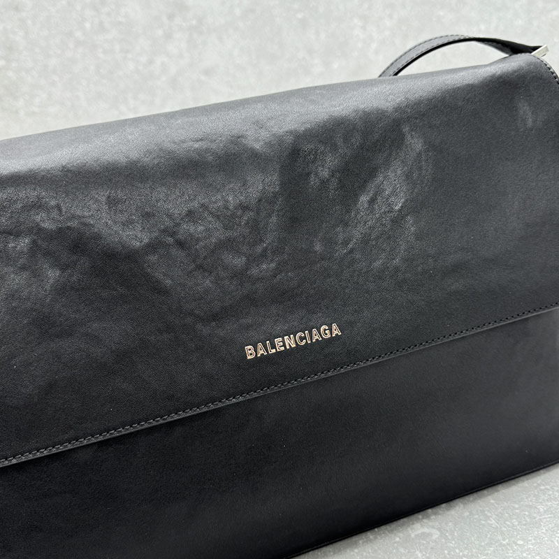 バレンシアガ アウトレット BALENCIAGA GRUNGY ミディアム メッセンジャーバッグ 8057372ABAS1000 ブラック カーフスキン バレンシアガ バッグ メンズショルダー - 画像 (6)