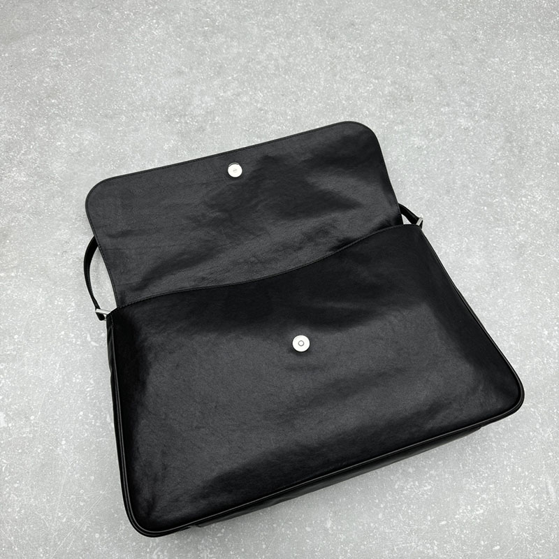 バレンシアガ アウトレット BALENCIAGA GRUNGY ミディアム メッセンジャーバッグ 8057372ABAS1000 ブラック カーフスキン バレンシアガ バッグ メンズショルダー - 画像 (4)