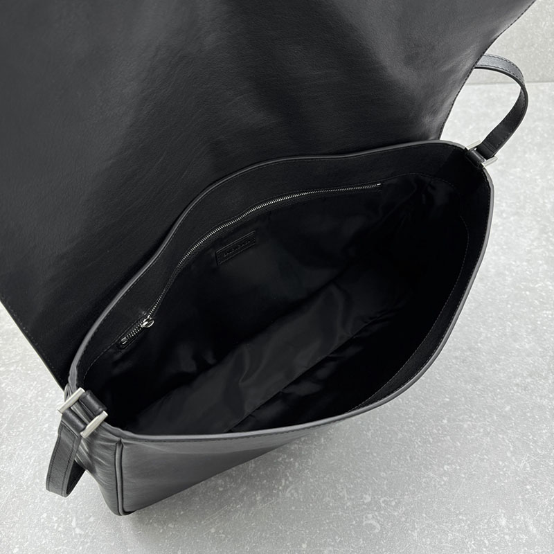 バレンシアガ アウトレット BALENCIAGA GRUNGY ミディアム メッセンジャーバッグ 8057372ABAS1000 ブラック カーフスキン バレンシアガ バッグ メンズショルダー - 画像 (3)