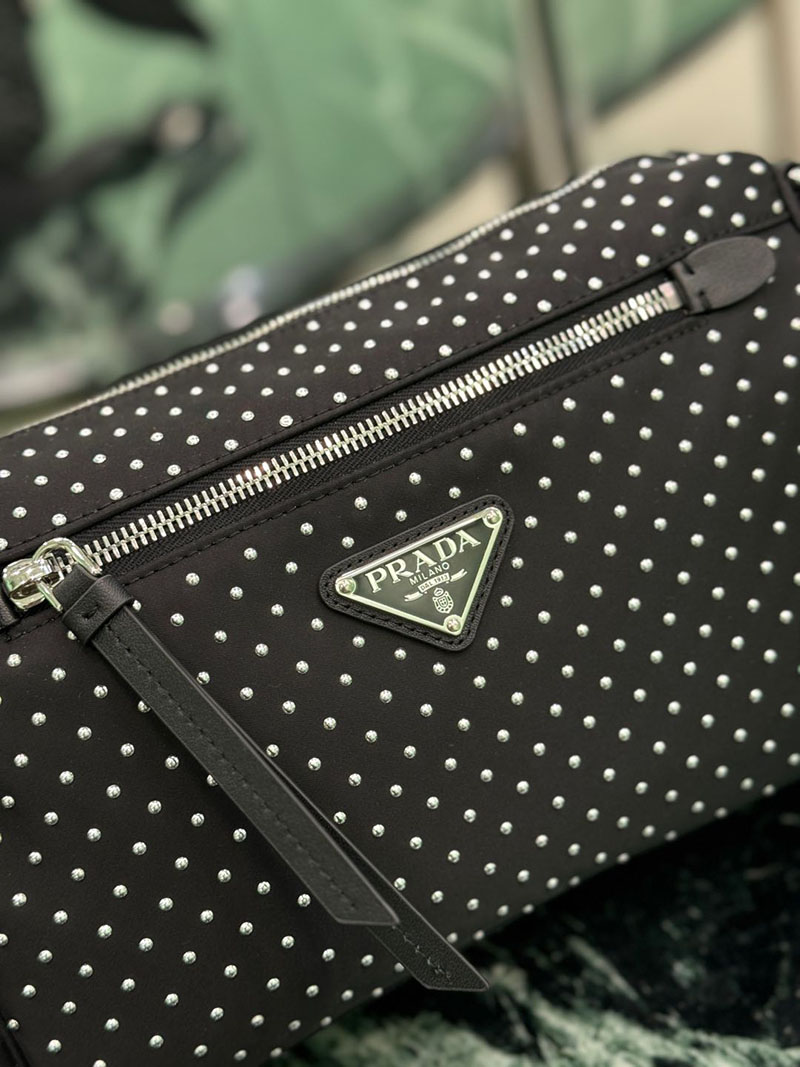 プラダ アウトレット PRADA Re-Nylon ショルダーバック スタッズ 1BC236_2HGV_F0002 ブラック H品 プラダ ショルダーバッグ アウトレット - 画像 (6)