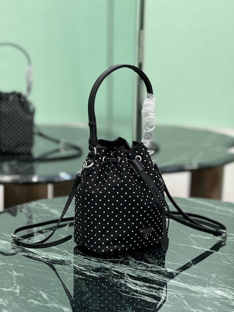 プラダ アウトレット PRADA Re-Edition 1978 Re-Nylon ミニバッグ 1BE067_2HGV_F0002 ブラック H品 プラダ バケットバッグ - 画像 (9)