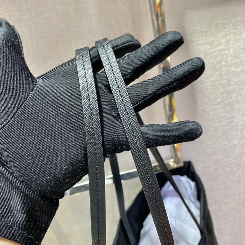 プラダ アウトレット PRADA Re Nylon トートバッグ ナイロン 1BG107_RV44_F0002 ブラック H品 プラダ トートバッグ ナイロン a4 - 画像 (5)
