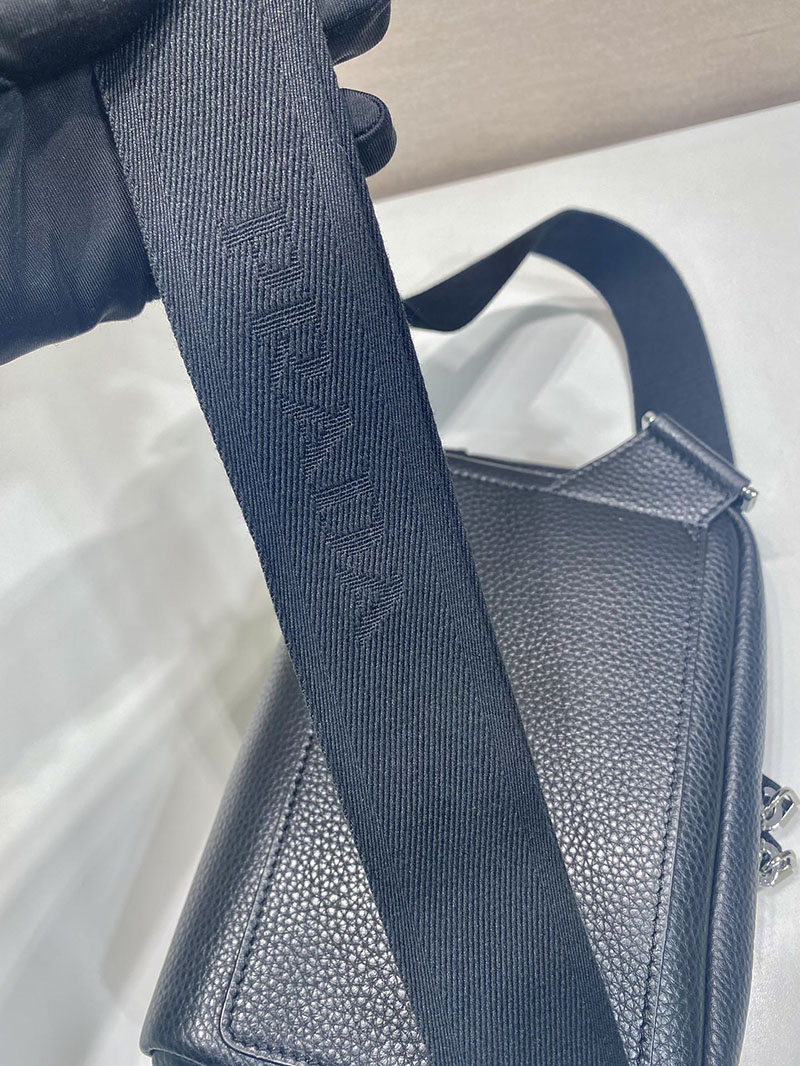 プラダ アウトレット PRADA トリック付 ヴィッテロダイノレザー ショルダーバッグ 2VH181_2BBE_F0002_V_OO5 ブラック H品 プラダ ショルダーバッグ メンズ - 画像 (5)