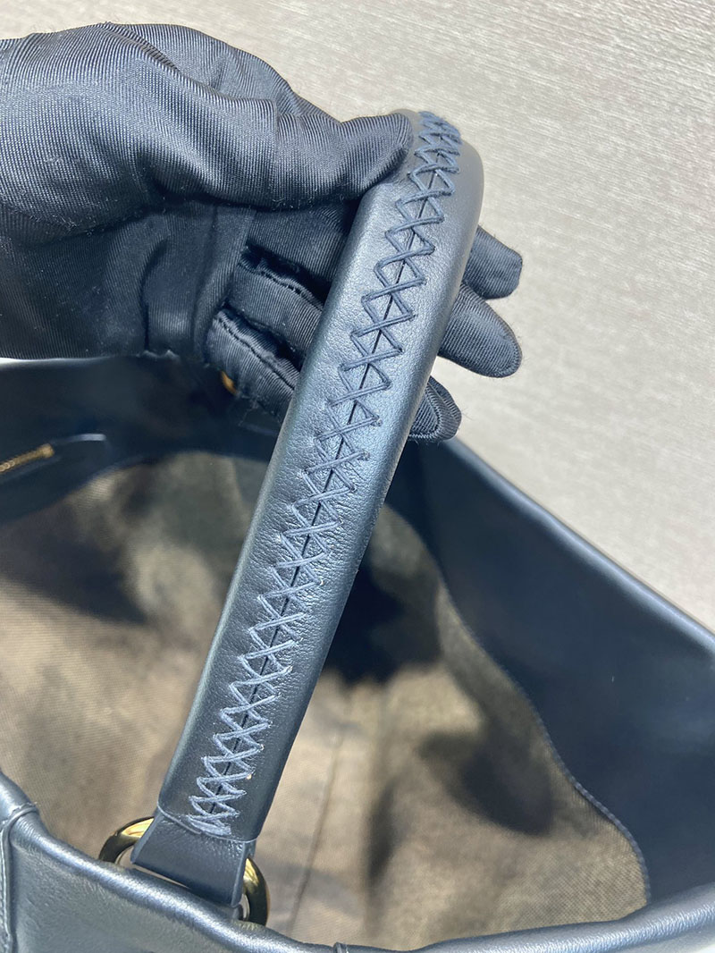 プラダ アウトレット PRADA ラージ レザー ショルダーバッグ 1BC219_2CYS_F0002_V_OOO ブラック H品 プラダ ショルダーバッグ レザー - 画像 (4)