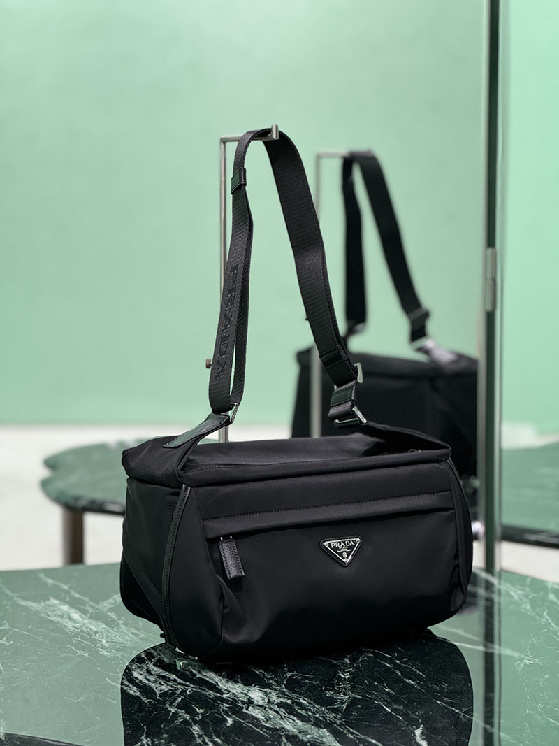 プラダ アウトレット PRADA Re-Nylon xサフィアーノレザー ショルダーバッグ 2VH191_2DMG_F0002_V_OOO ブラック H品 プラダ ナイロンバッグ メンズ - 画像 (8)